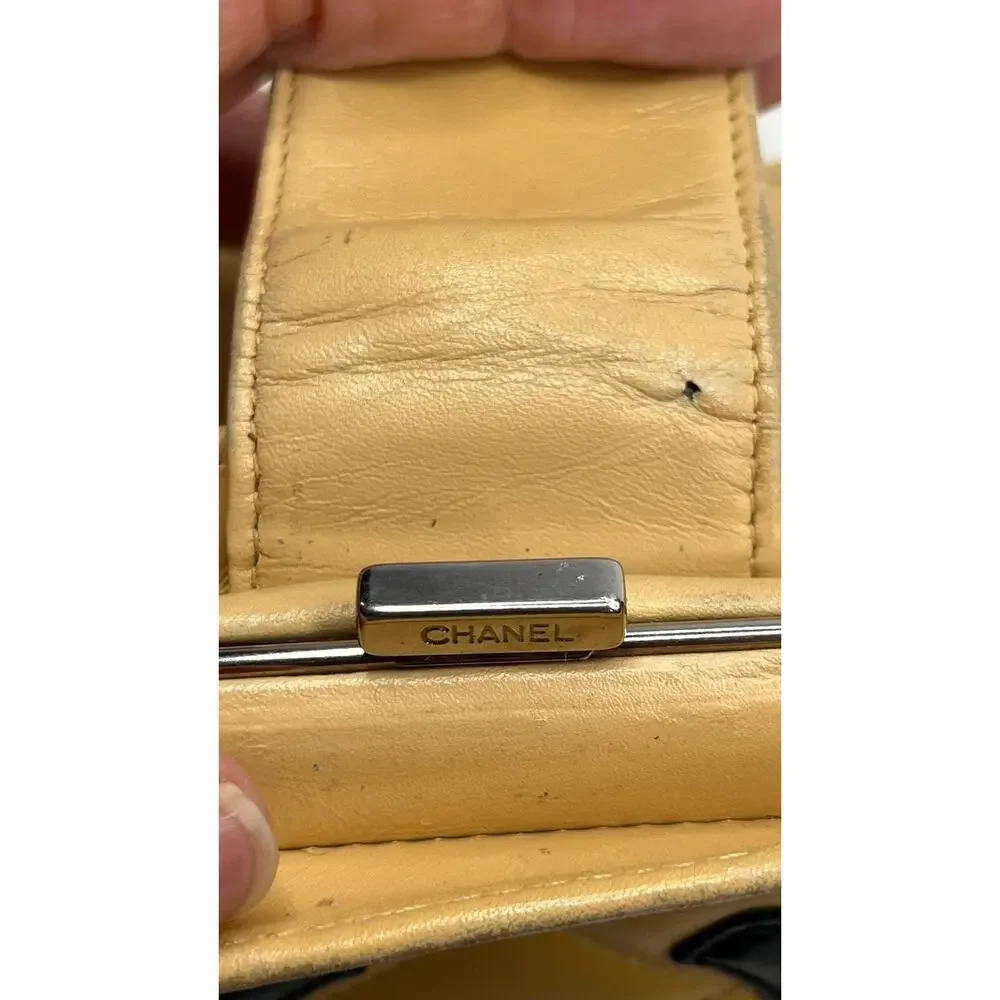 CHANEL good pre
